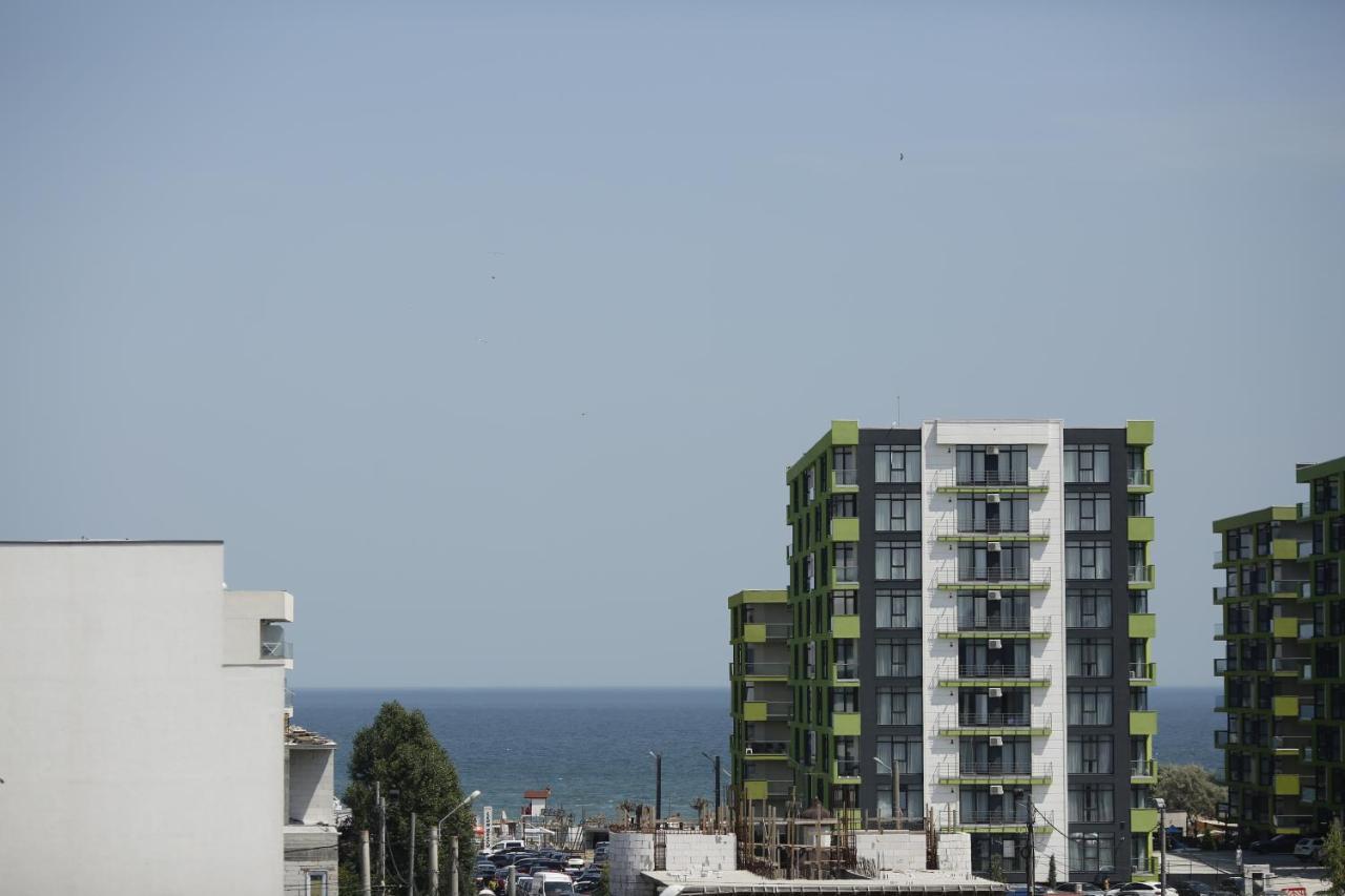 Отель Casa Coral Mamaia Nord Нэводари Экстерьер фото